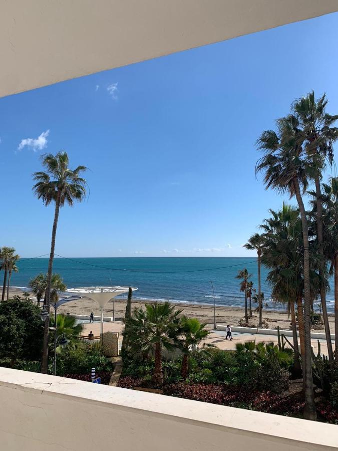 Beachfront Primera Linea De Playa En Casco Antiguo Estepona Buitenkant foto
