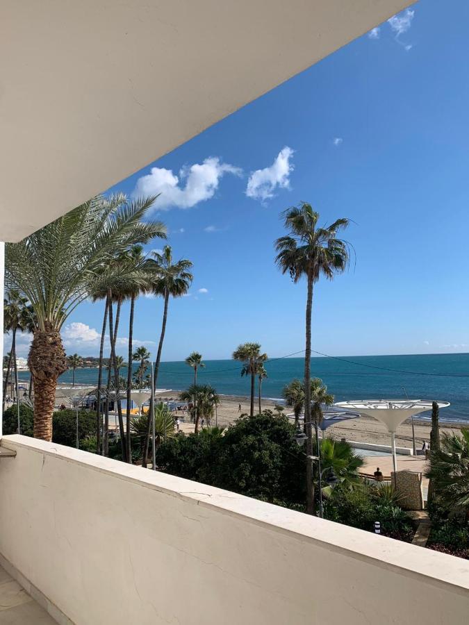 Beachfront Primera Linea De Playa En Casco Antiguo Estepona Buitenkant foto